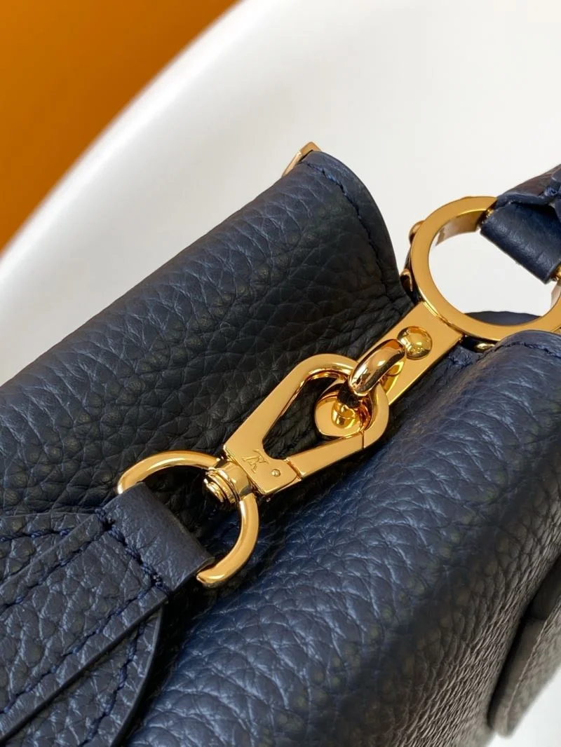 Louis Vuitton Capucines BB Bags StreetReady 43051