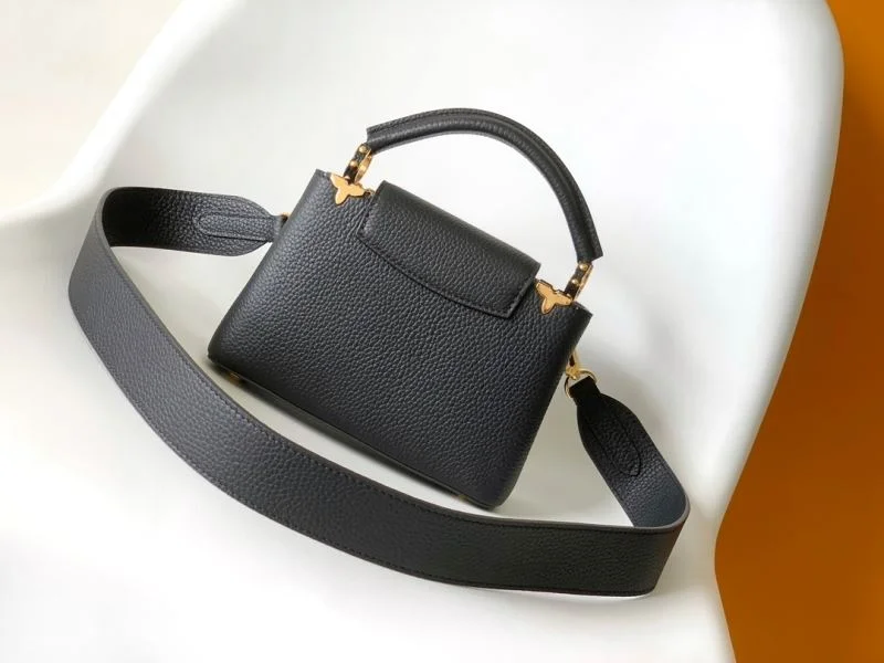 Lightweight Louis Vuitton Capucines BB Bags 42963