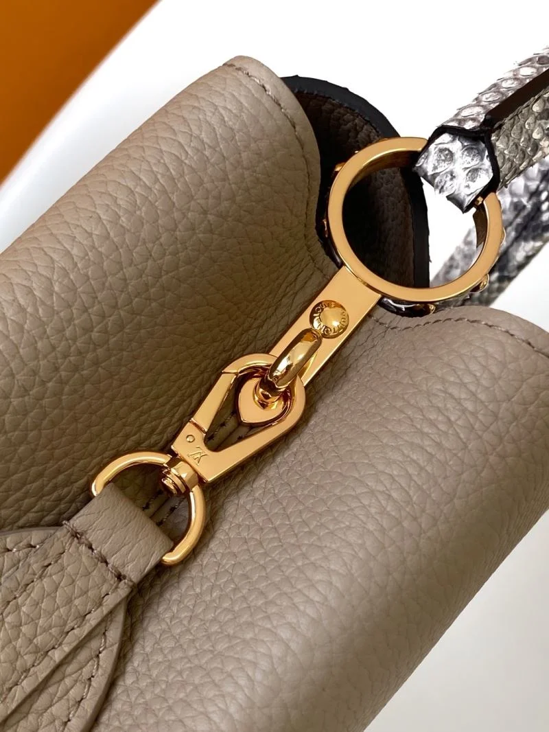 StreetReady Louis Vuitton Capucines BB Bags 42976