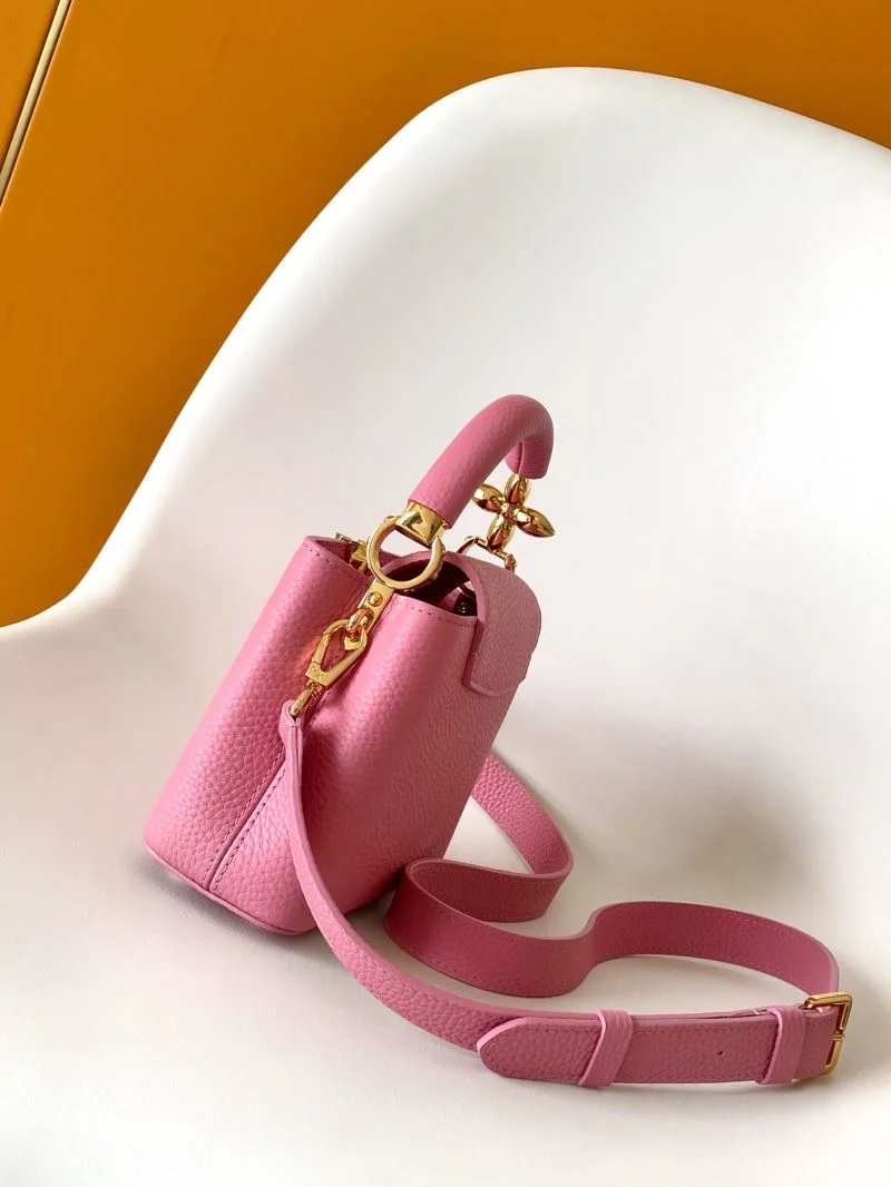 WrinkleFree Louis Vuitton Capucines BB Bags 42975