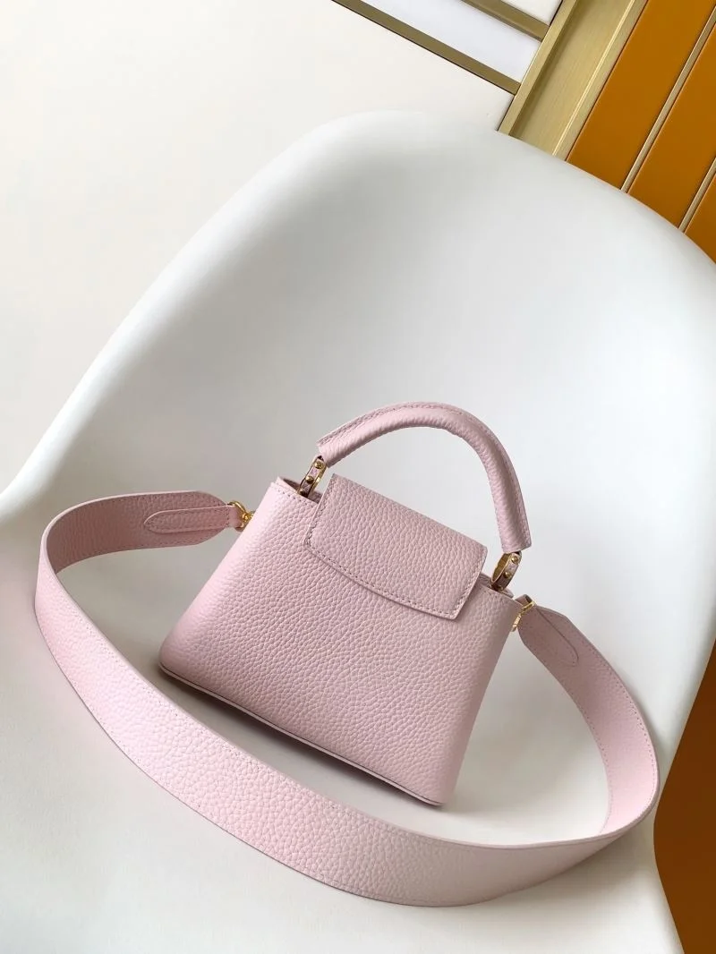 ComfortFit Louis Vuitton Capucines BB Bags 43062