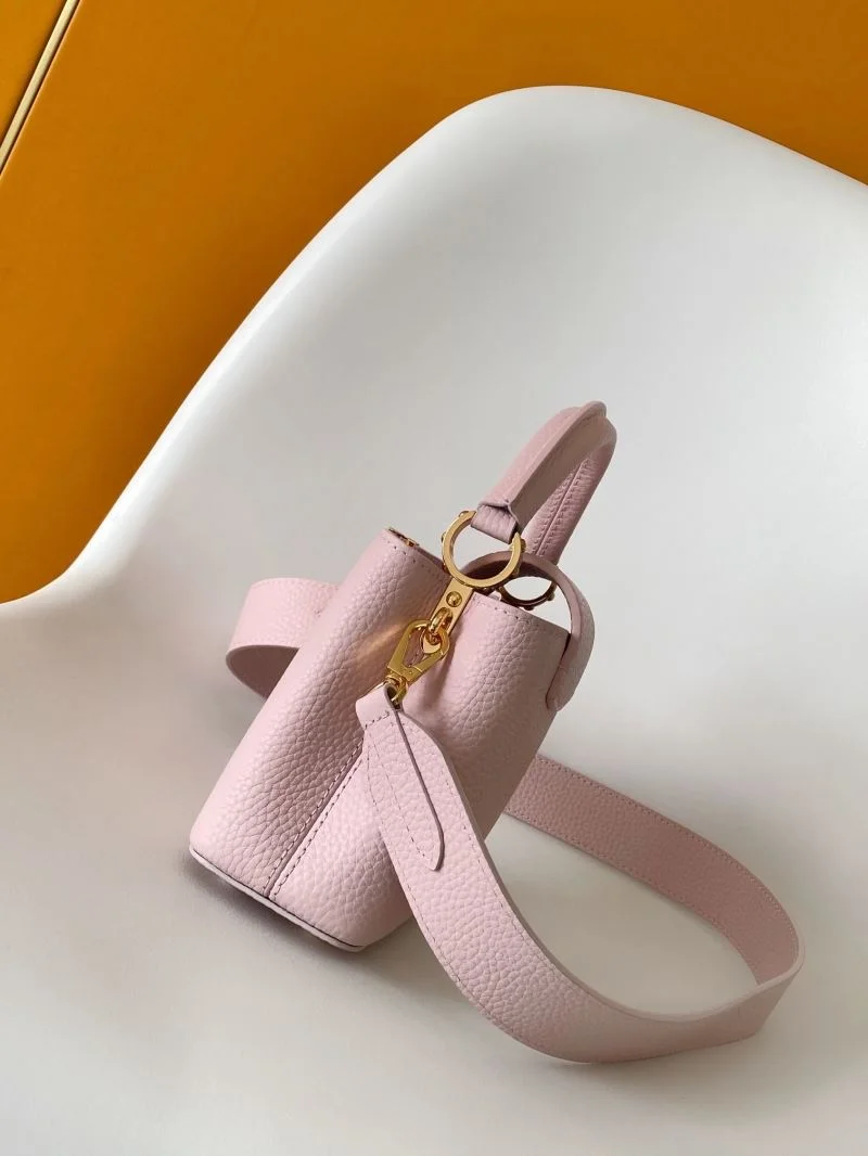 ComfortFit Louis Vuitton Capucines BB Bags 43062