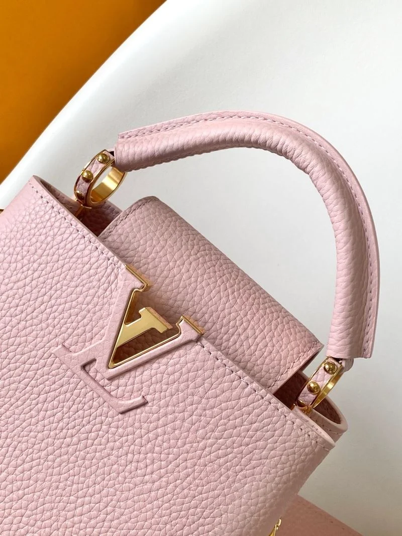 ComfortFit Louis Vuitton Capucines BB Bags 43062
