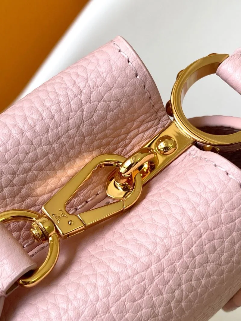 ComfortFit Louis Vuitton Capucines BB Bags 43062