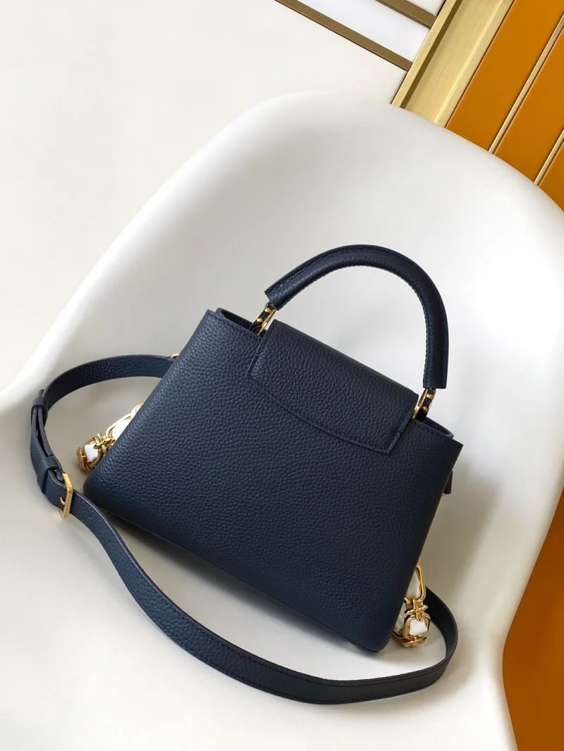 WellDesigned Louis Vuitton Capucines BB Bags 42956