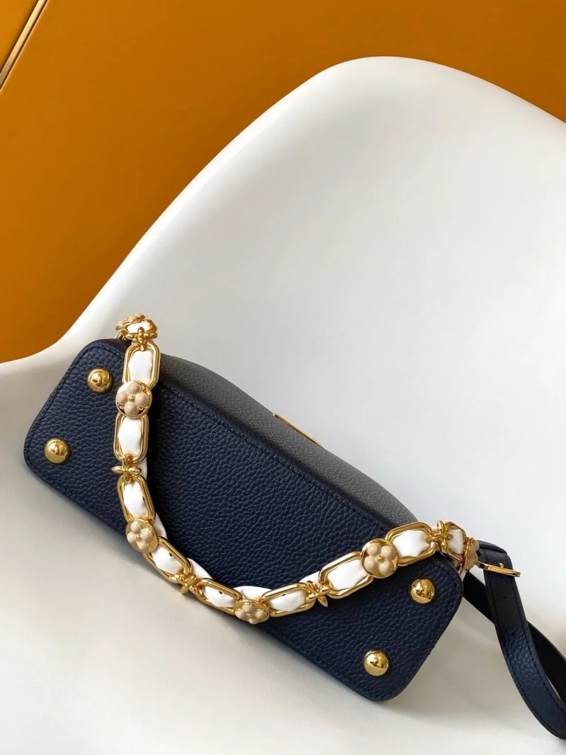WellDesigned Louis Vuitton Capucines BB Bags 42956