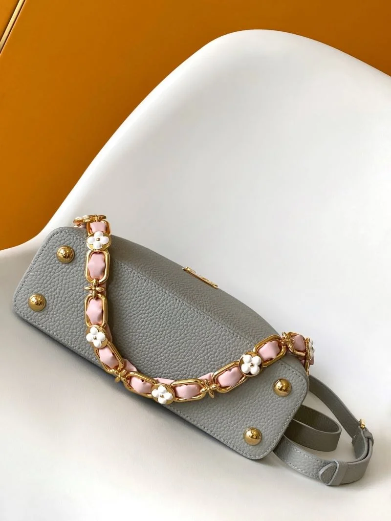 Neat Louis Vuitton Capucines BB Bags 42960