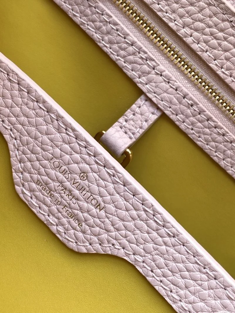 Bright Louis Vuitton Capucines BB Bags 42959