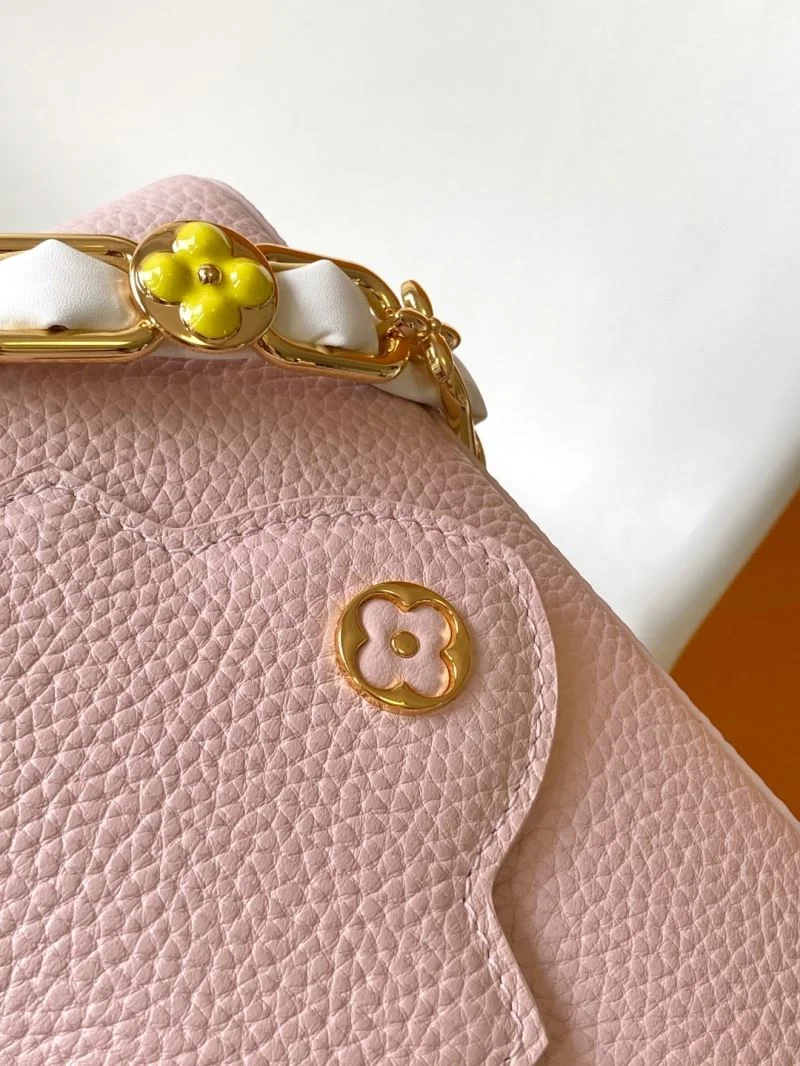 TopPick Louis Vuitton Capucines BB Bags 42990
