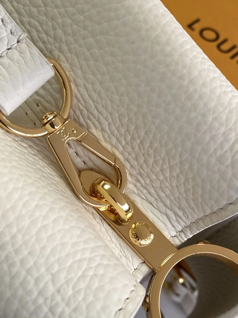 Louis Vuitton Capucines BB Bags Refined 42933