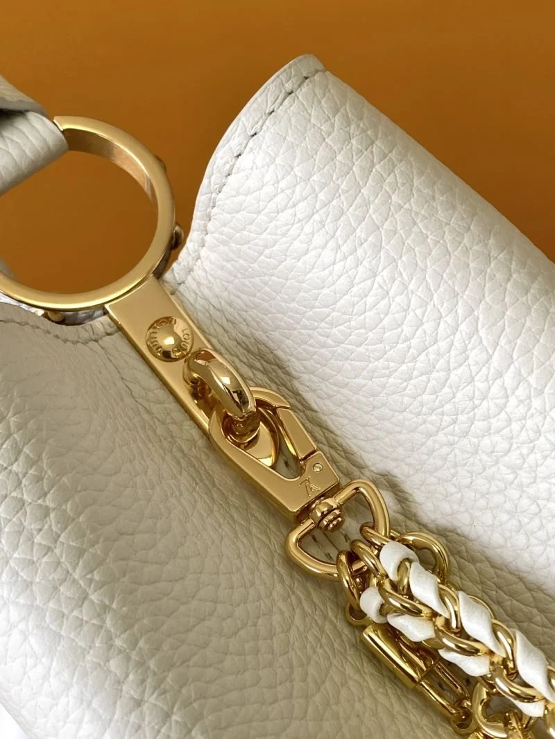 Louis Vuitton Capucines BB Bags Durable 42925