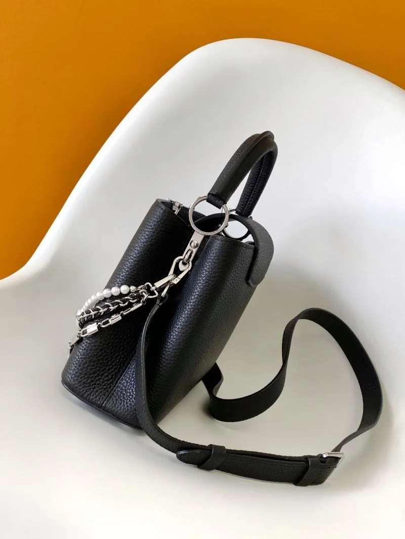 Louis Vuitton Capucines BB Bags BestValue 42934