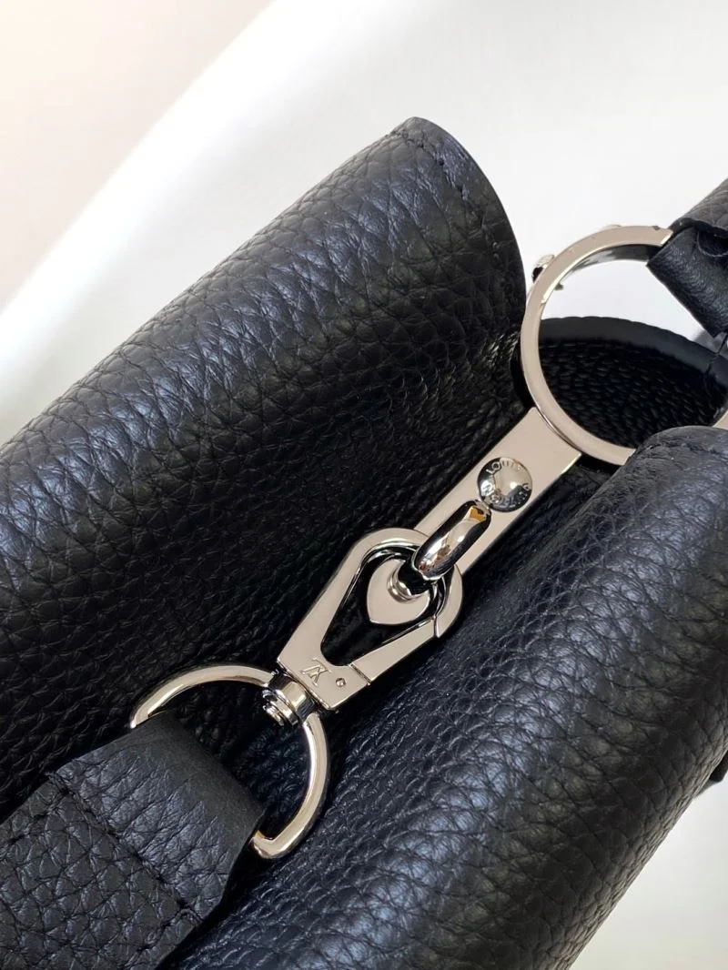 Louis Vuitton Capucines BB Bags BestValue 42934