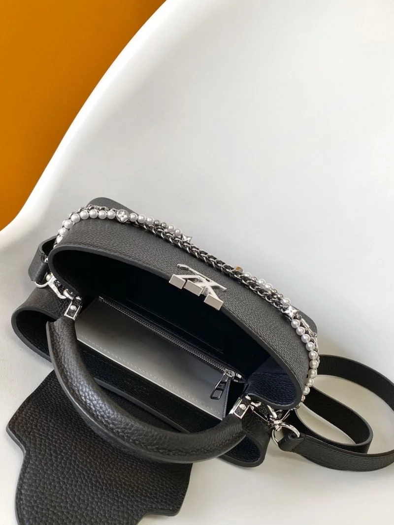 Louis Vuitton Capucines BB Bags BestValue 42934