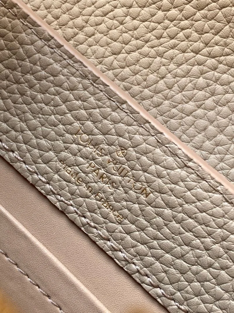 FreshLook Louis Vuitton Capucines BB Bags 42954