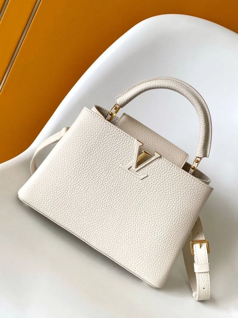 Louis Vuitton Capucines BB Bags Lightweight 42919