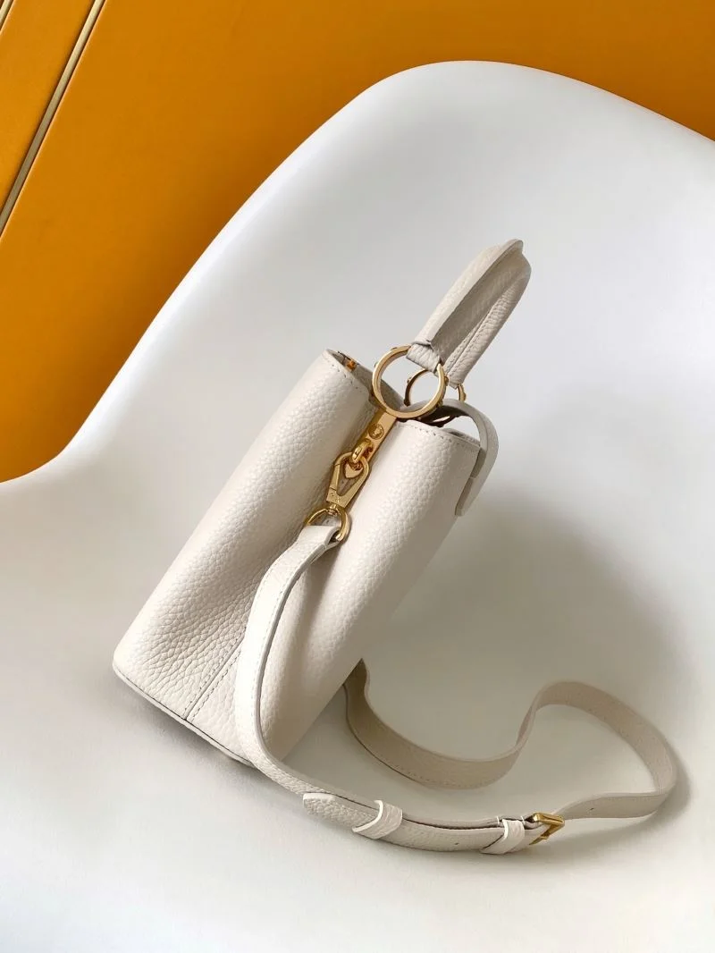 Louis Vuitton Capucines BB Bags Lightweight 42919