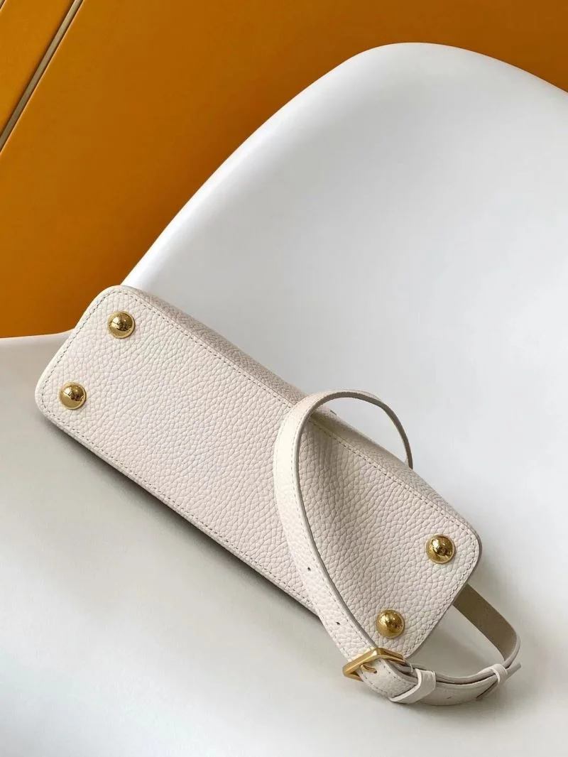 Louis Vuitton Capucines BB Bags Lightweight 42919