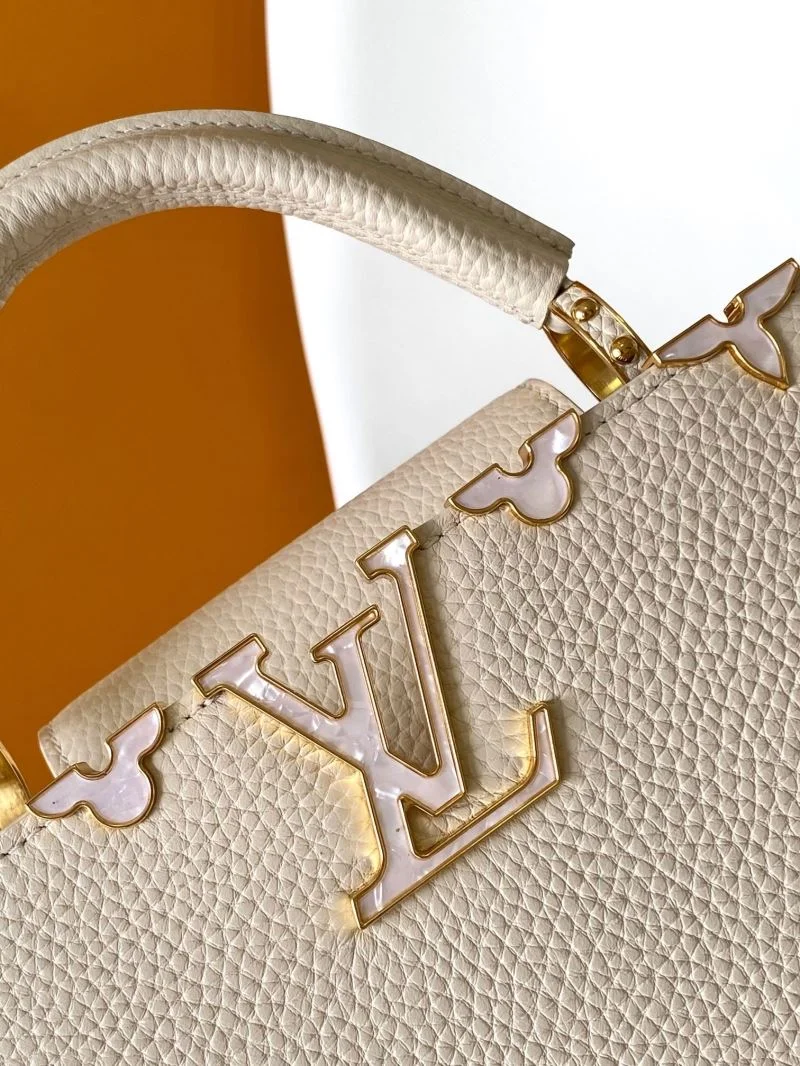 Louis Vuitton Capucines BB Bags ComfortFit 42953