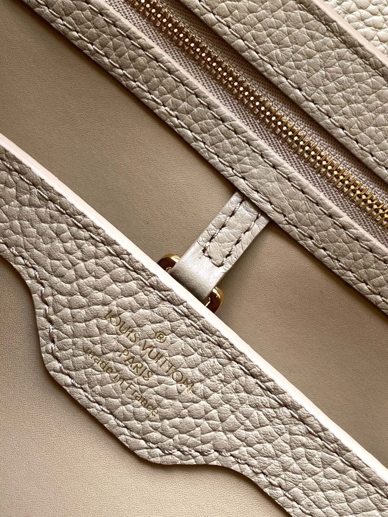 Snug Louis Vuitton Capucines BB Bags 42914