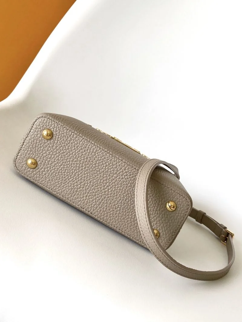Attractive Louis Vuitton Capucines BB Bags 42908