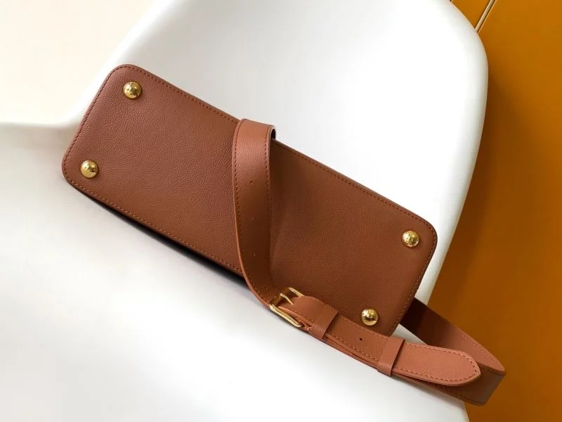 FreshLook Louis Vuitton Capucines BB Bags 42944
