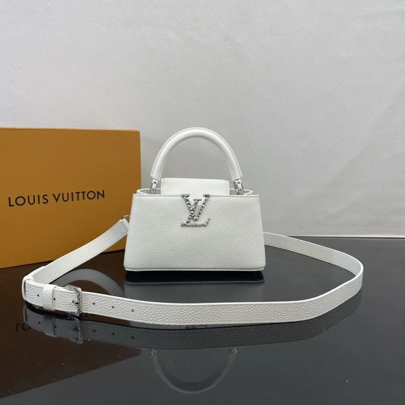 Efficient Louis Vuitton Capucines BB Bags 41835