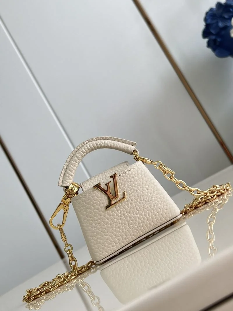 Bright Louis Vuitton Capucines BB Bags 41393