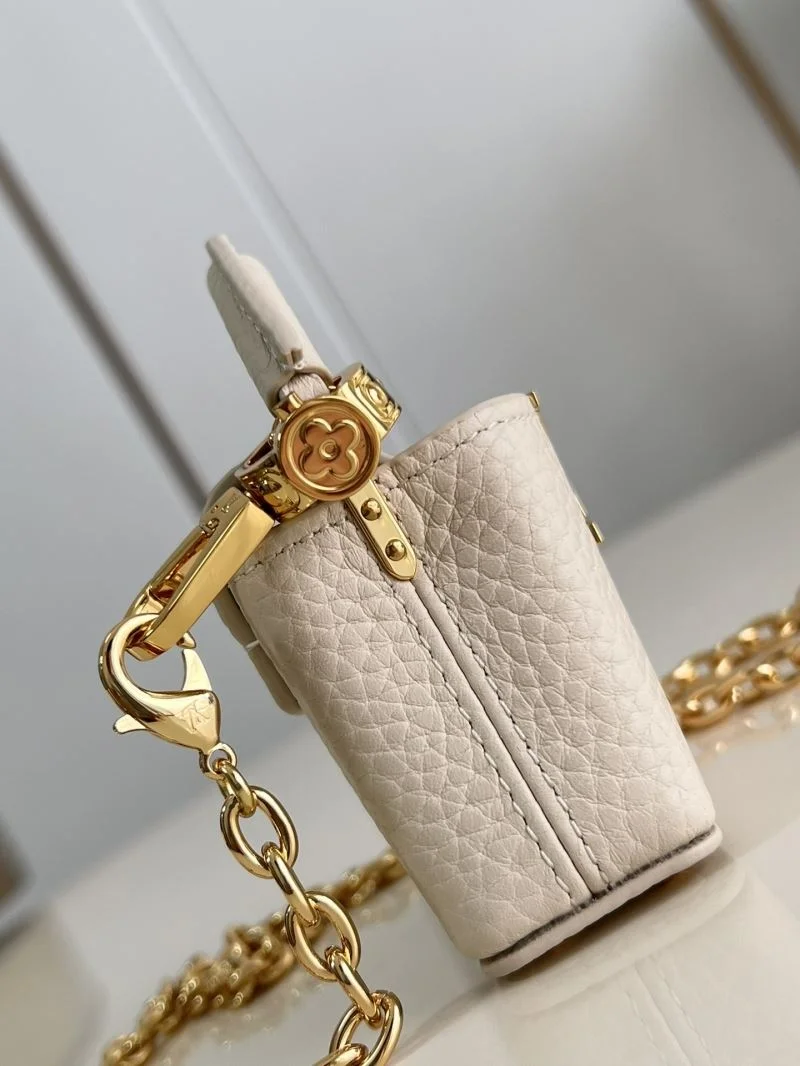 Bright Louis Vuitton Capucines BB Bags 41393