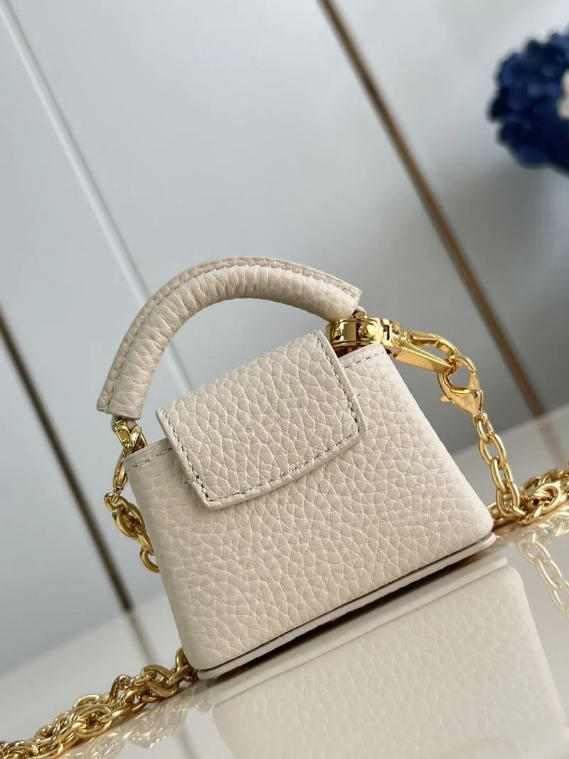 Bright Louis Vuitton Capucines BB Bags 41393