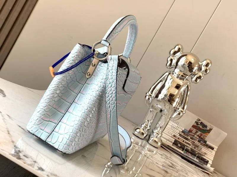 OdorResistant Louis Vuitton Capucines BB Bags 41428