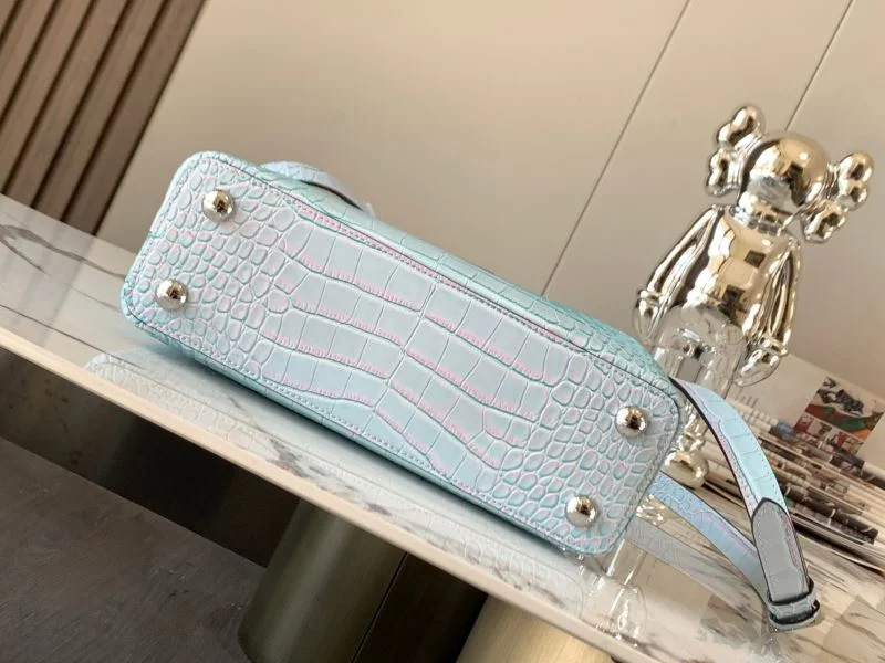 OdorResistant Louis Vuitton Capucines BB Bags 41428