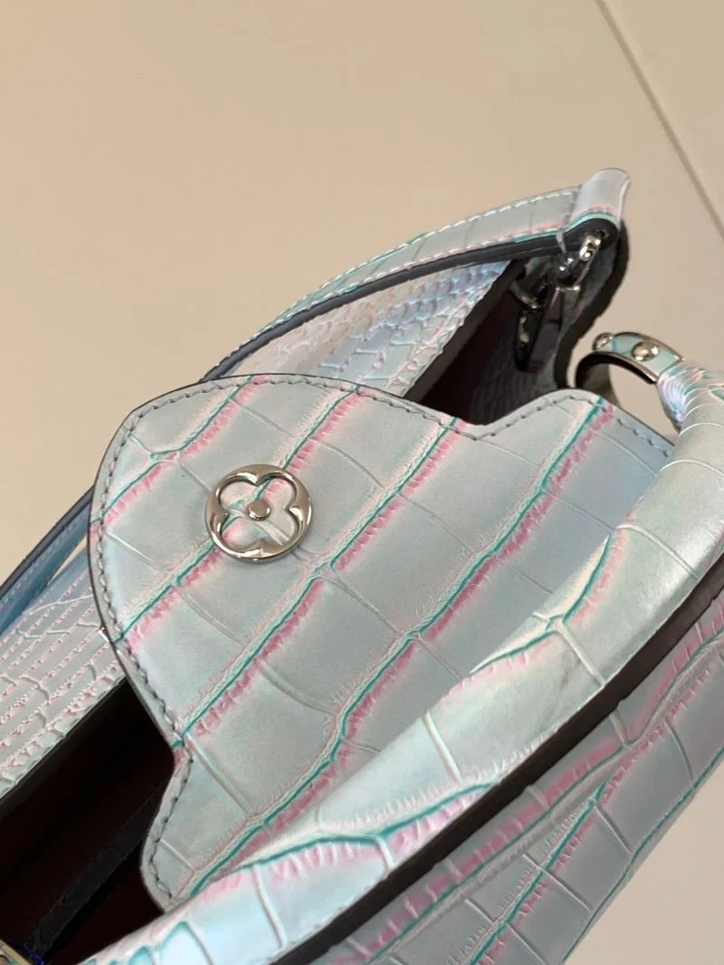 OdorResistant Louis Vuitton Capucines BB Bags 41428