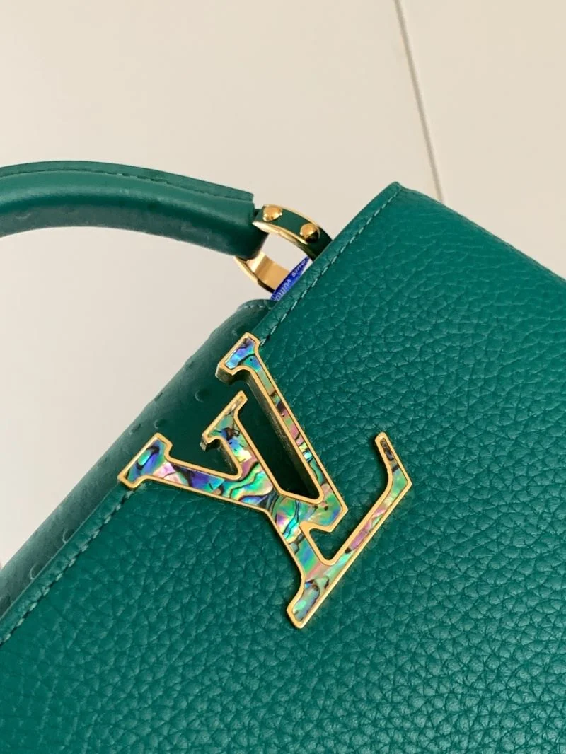 Effortless Louis Vuitton Capucines BB Bags 41391