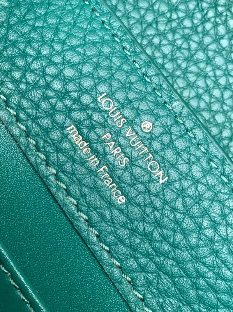 Effortless Louis Vuitton Capucines BB Bags 41391