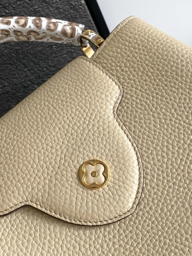 Bold Louis Vuitton Capucines BB Bags 41386