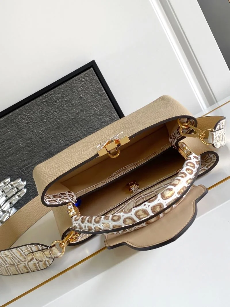 Bold Louis Vuitton Capucines BB Bags 41386