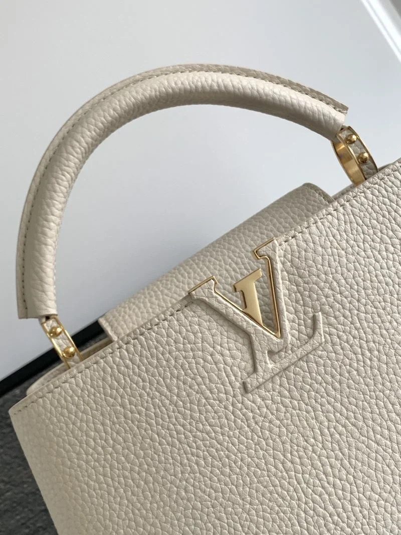 Louis Vuitton Capucines BB Bags Chic 41379