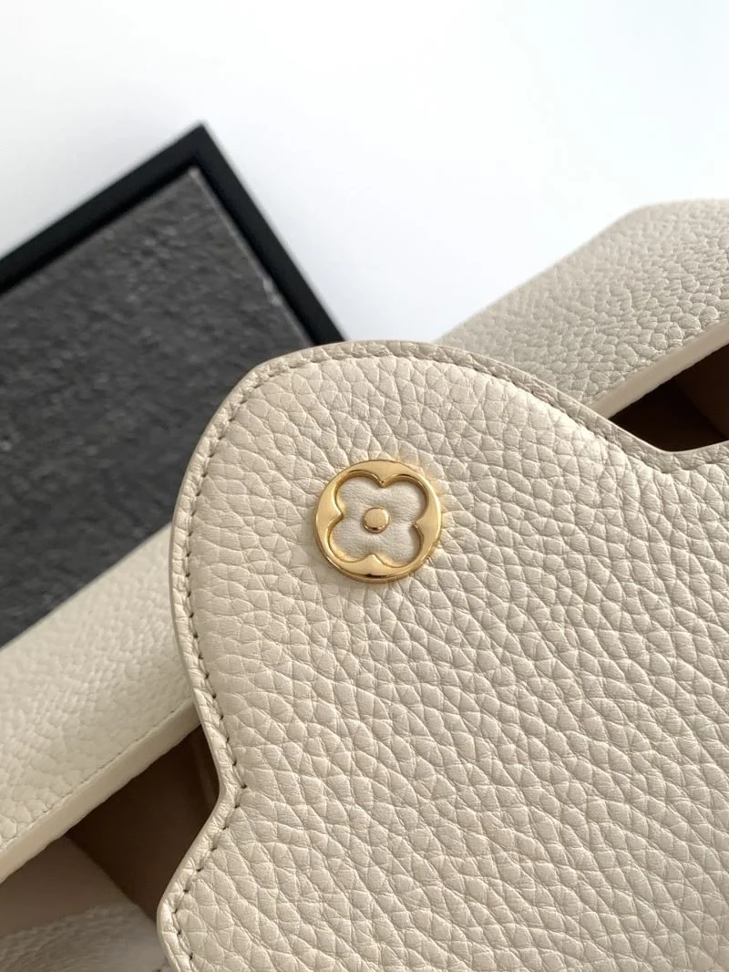Louis Vuitton Capucines BB Bags Chic 41379