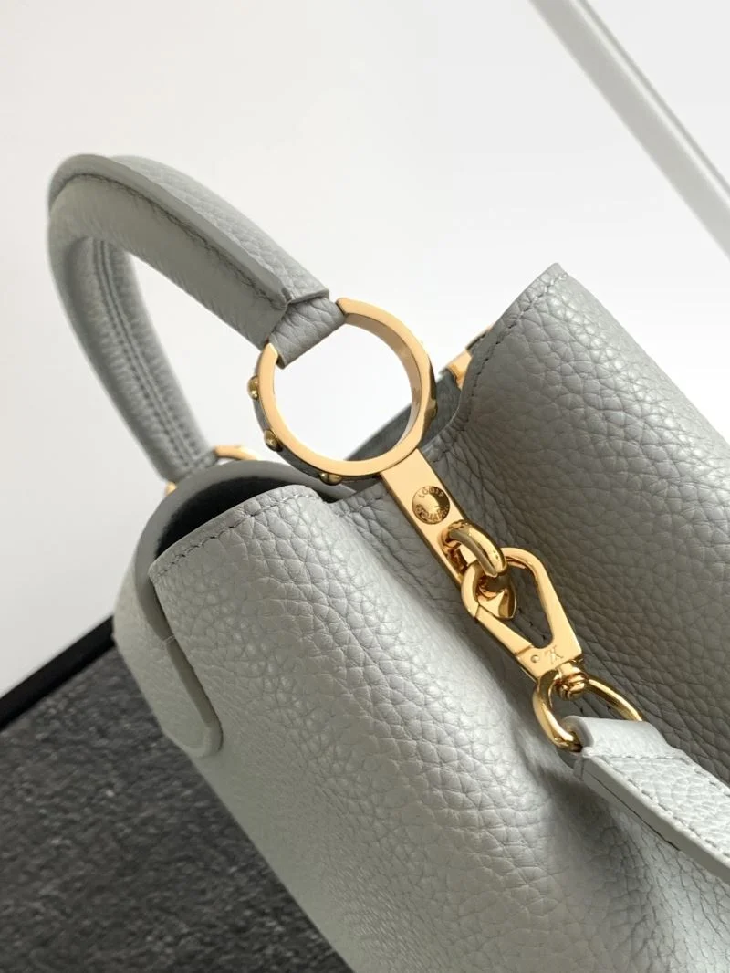 Fashionable Louis Vuitton Capucines BB Bags 41378