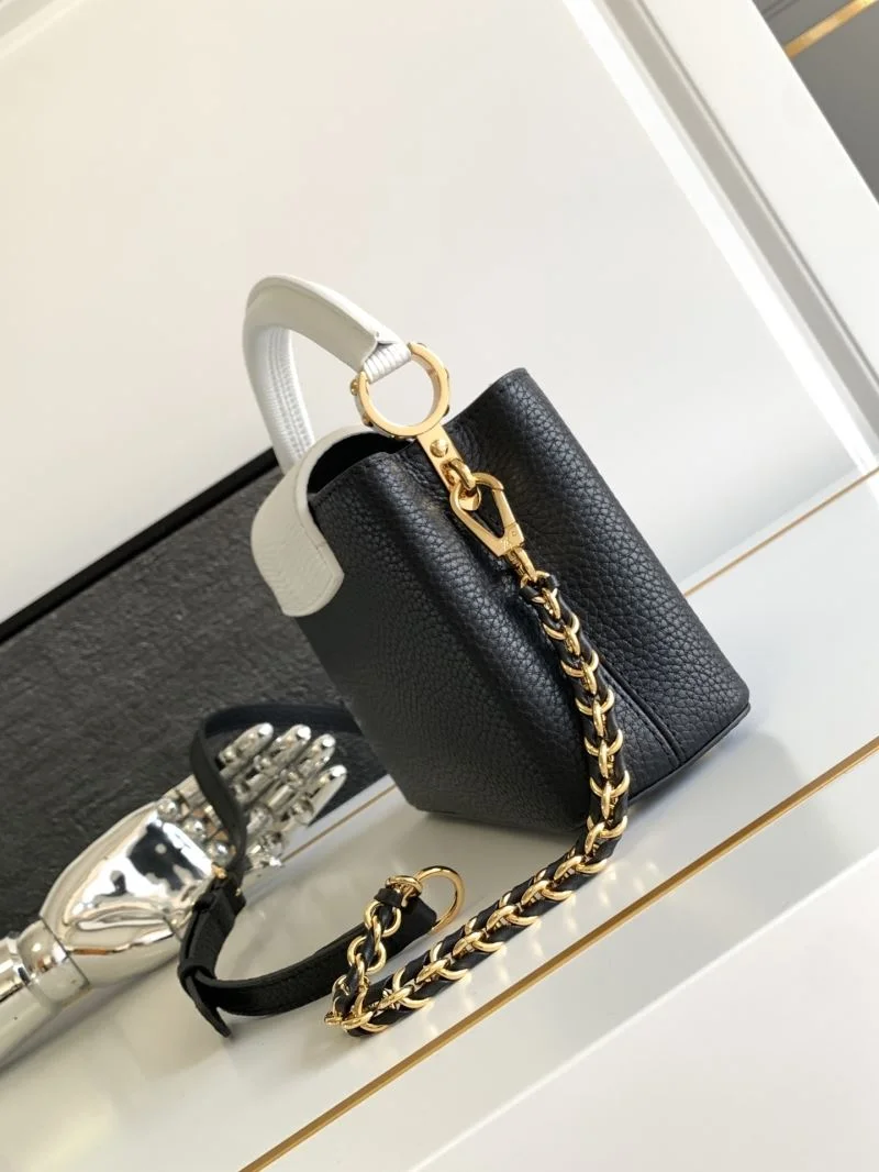 WaterResistant Louis Vuitton Capucines BB Bags 41371