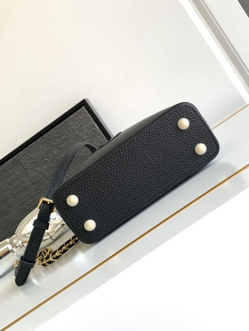 WaterResistant Louis Vuitton Capucines BB Bags 41371