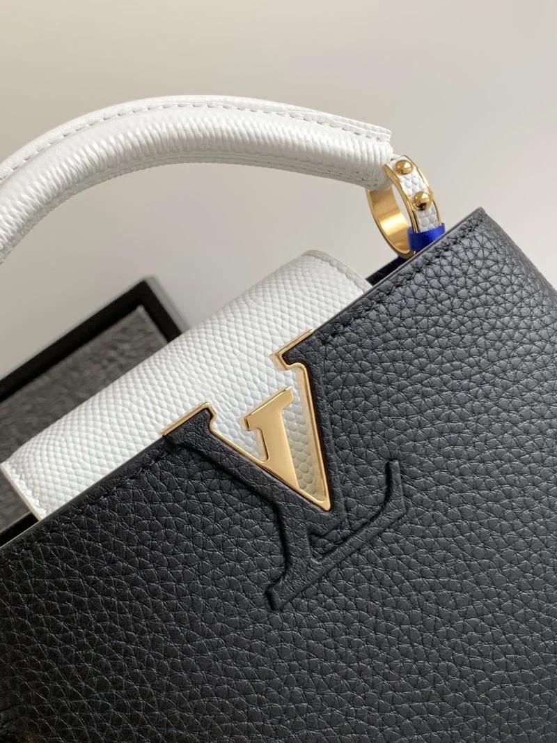 WaterResistant Louis Vuitton Capucines BB Bags 41371