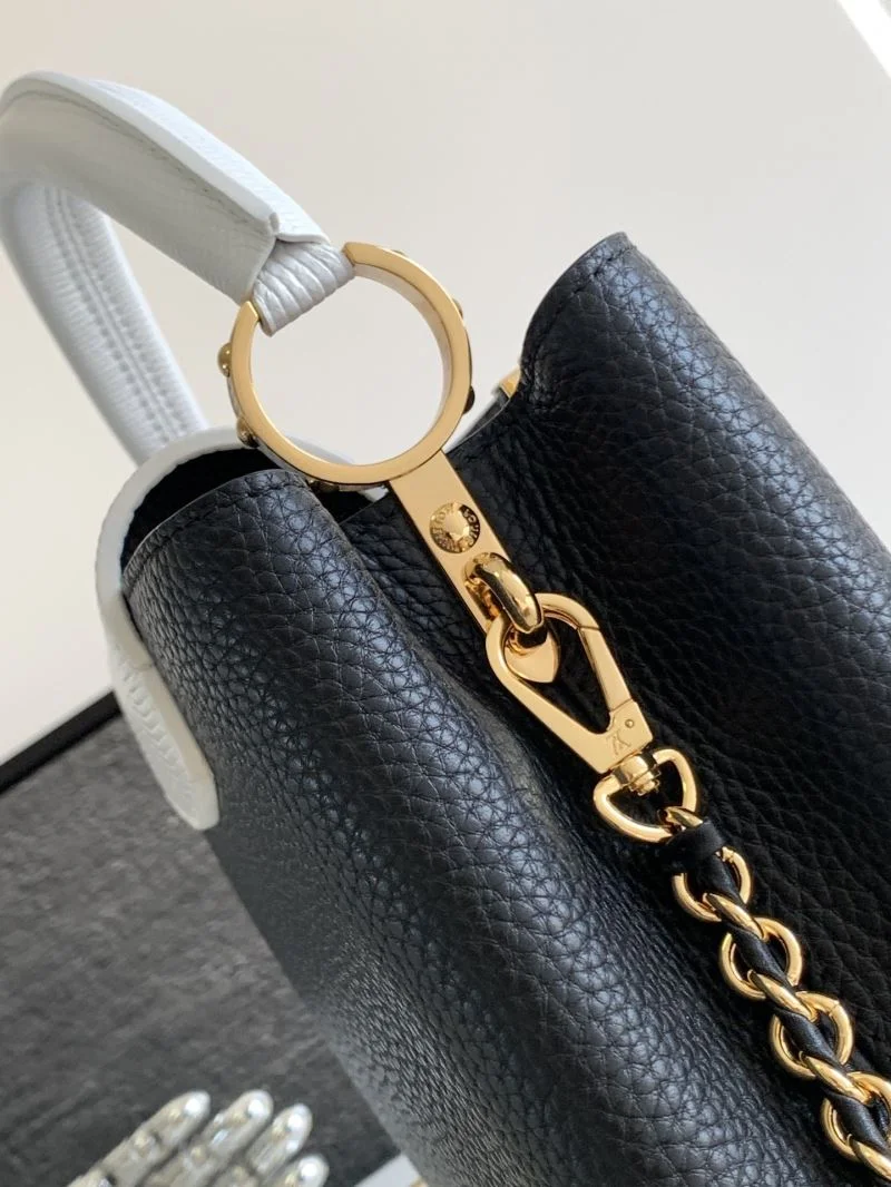 WellDesigned Louis Vuitton Capucines BB Bags 41364