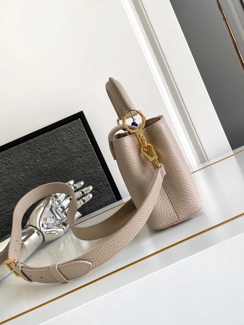 Comfortable Louis Vuitton Capucines BB Bags 41408