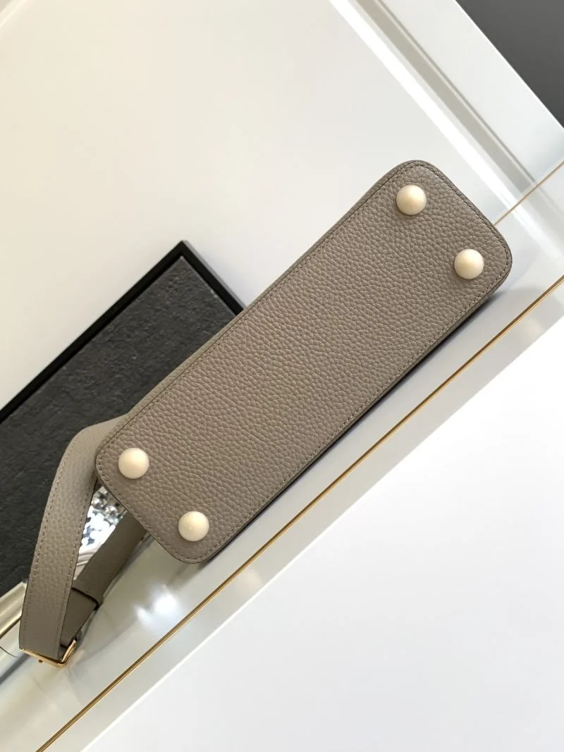 Louis Vuitton Capucines BB Bags Trendsetting 41358