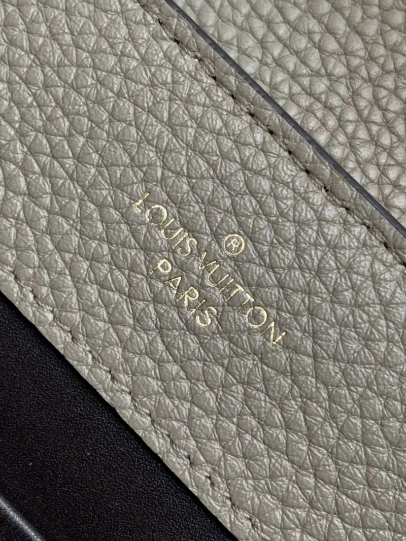 Louis Vuitton Capucines BB Bags Trendsetting 41358