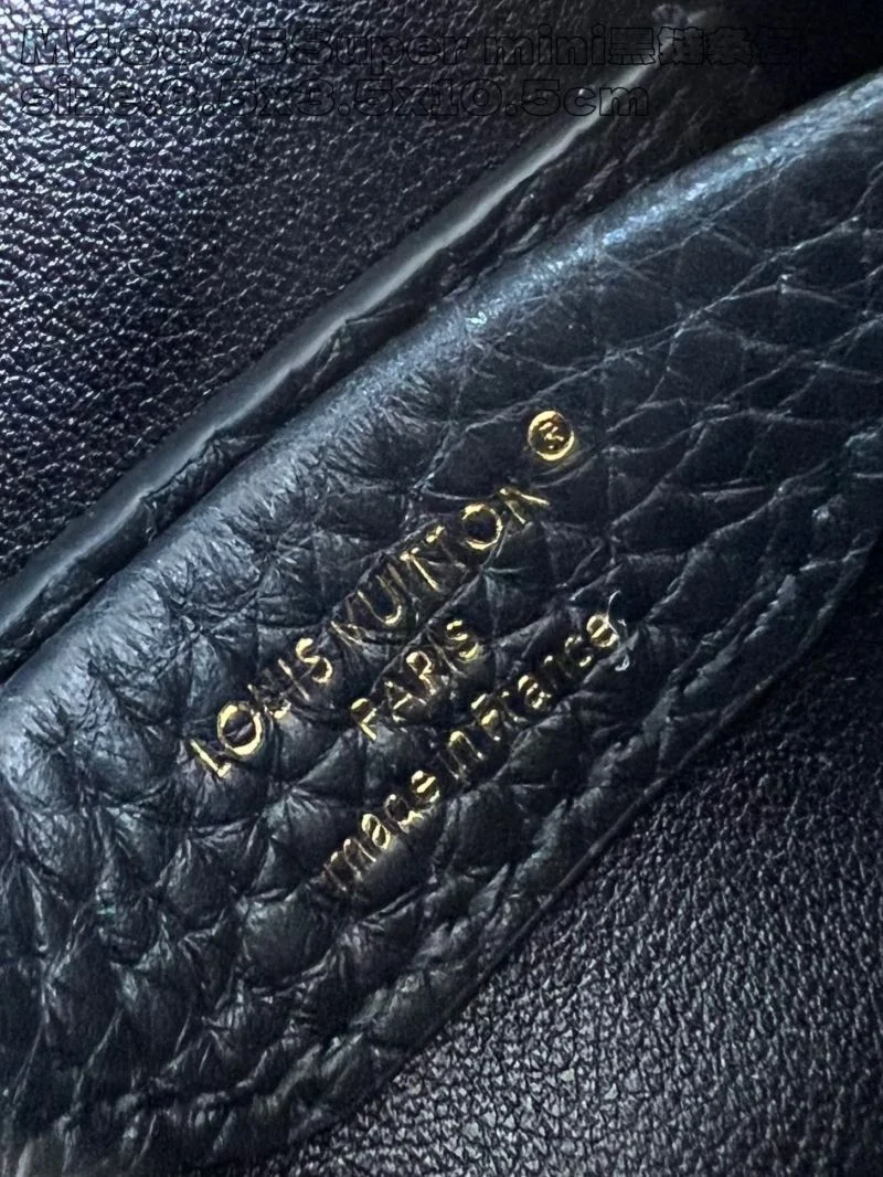 FashionForward Louis Vuitton Capucines BB Bags 41359