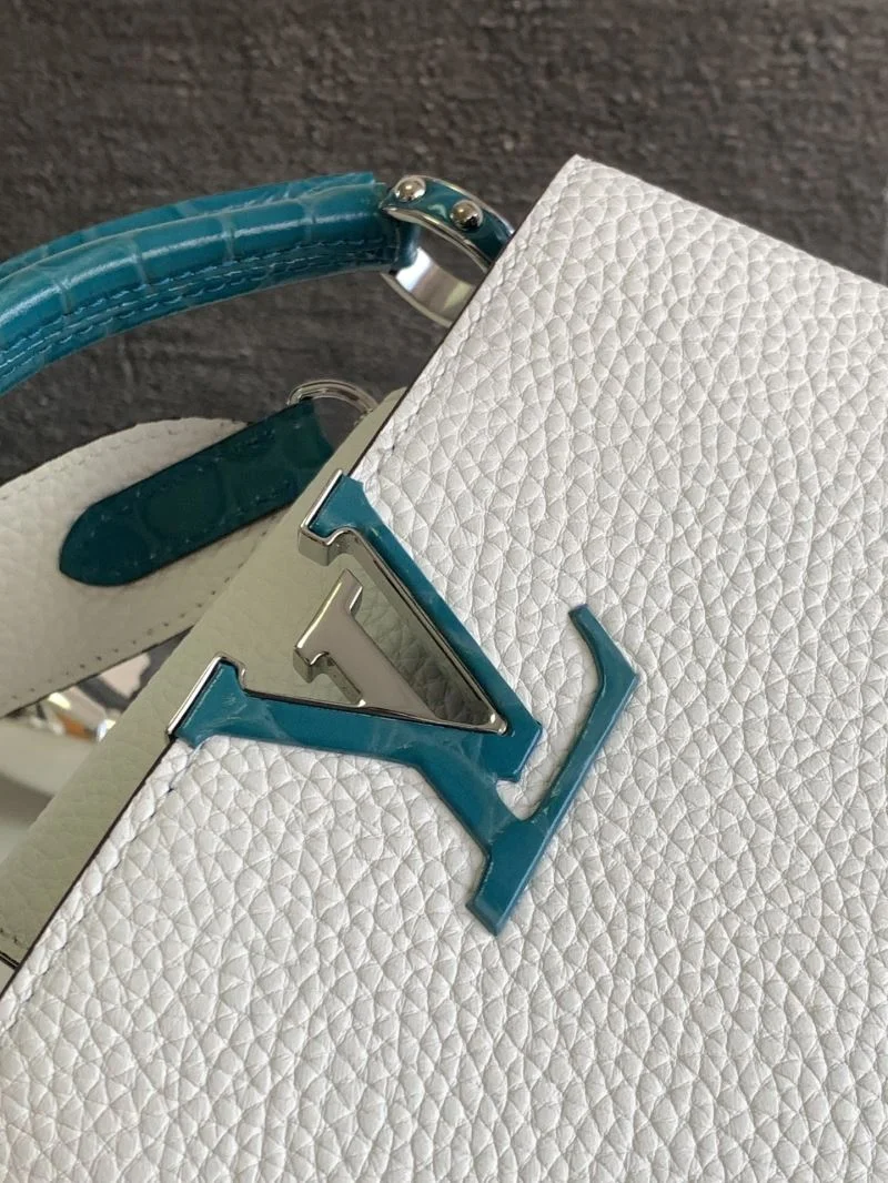Trendsetting Louis Vuitton Capucines BB Bags 41350