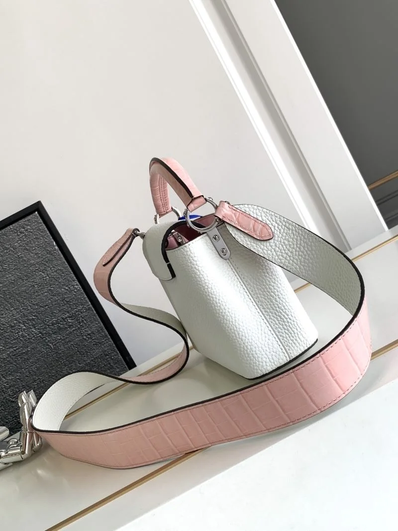 GoodFit Louis Vuitton Capucines BB Bags 41353